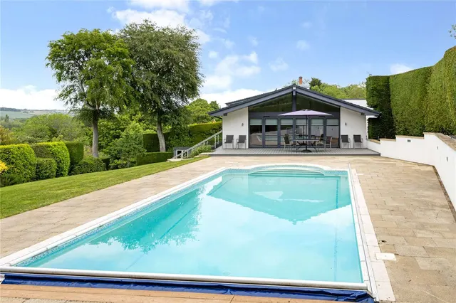 Photo 2 — Stonehouse Lane, Cookham, Berkshire, SL6 9TP