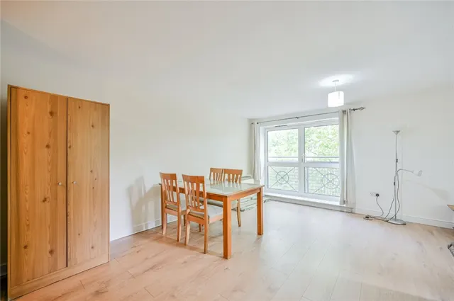 Cline Road, London, N11, photo 3