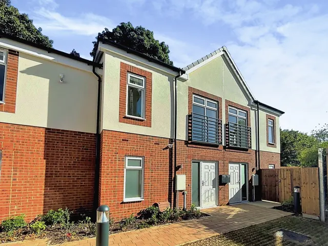 Cavell Court, Bredfield Road, Woodbridge, photo 1