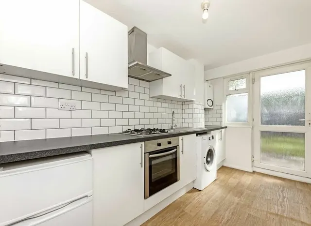 Photo 3 — Acre Road, Kingston Upon Thames, KT2