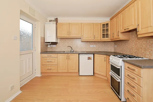 Mallard Close, Peterborough, PE7, photo 3