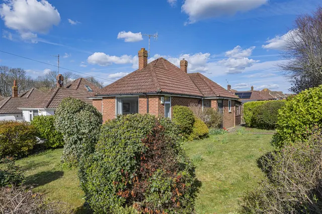 Hillside Avenue, Seaford, photo 1