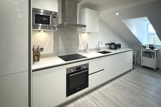 Eden Place, Cheadle, photo 2