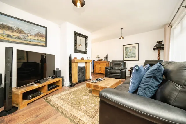 Southcrest Road, Redditch, B98, photo 2