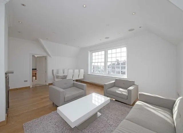 Bracknell Gardens, Hampstead, NW3, photo 1