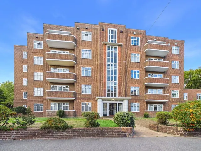 Sandgate Road, Folkestone, CT20, photo 1