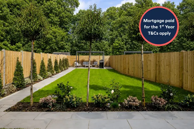 No. 3 Ronmar Place, Oxshott, KT22, photo 1