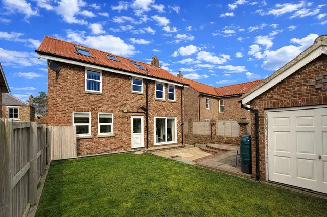 Marston Road, YO26, photo 2
