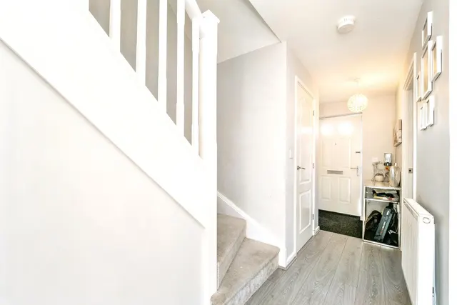 Slade Green Road, Erith, DA8, photo 3