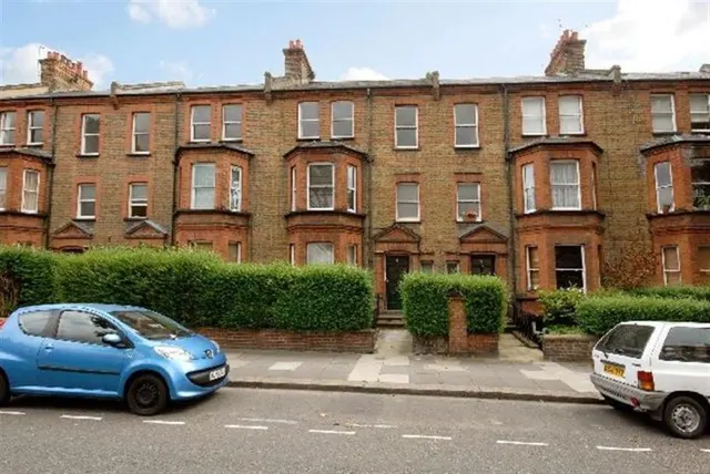 Essendine Road, Maida Vale, London, W9 2LU, photo 1