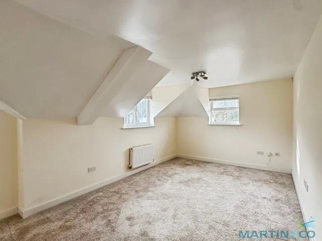 Bryony Drive, Kingsnorth, TN23, photo 3