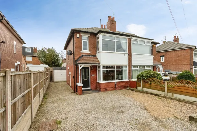 The Oval, Leeds, LS14, photo 1