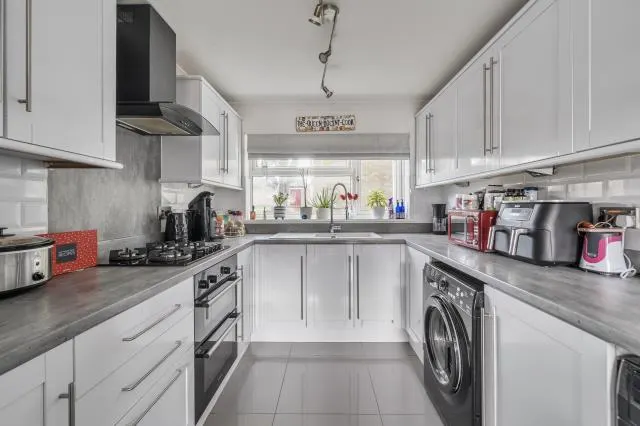 Rosedale Gardens, Bracknell, RG12, photo 3