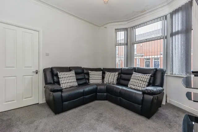 Photo 3 — Langshaw Street, Old Trafford, Manchester, M16