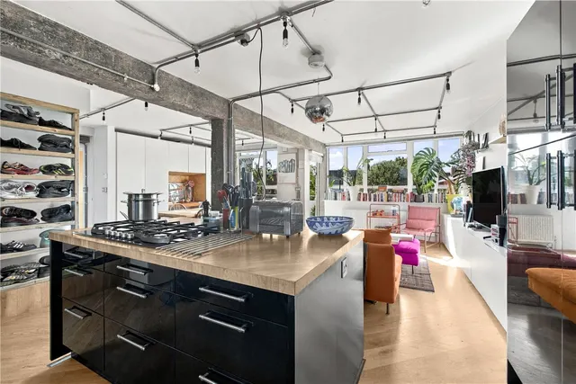 Tompion Street, London, EC1V, photo 1