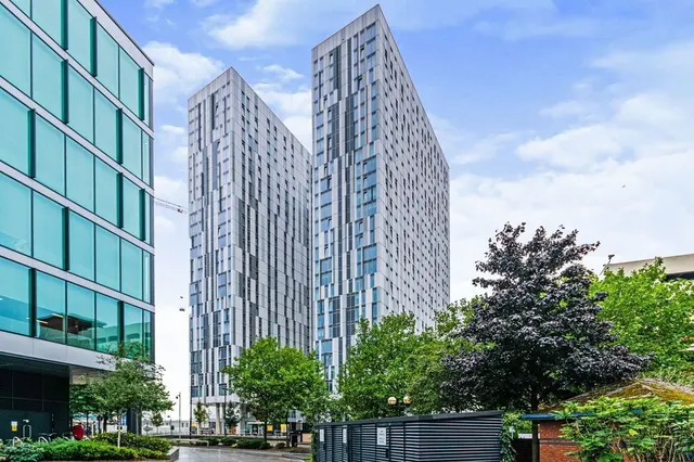 Michigan Avenue, Salford, M50, photo 1