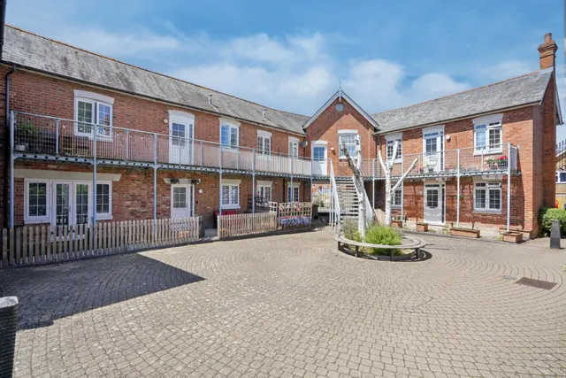 Alfredston Place, Wantage, OX12, photo 1