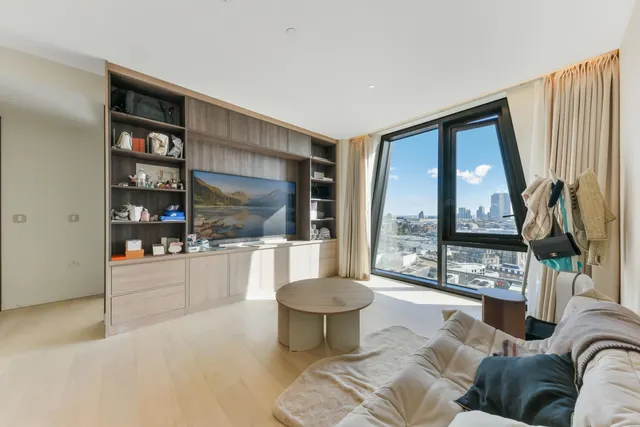 Paragon West, Westminister, SW1H, photo 1