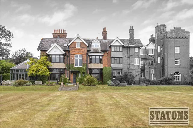 Robins Nest Hill, Little Berkhamsted, Hertfordshire, SG13 8LS, photo 1