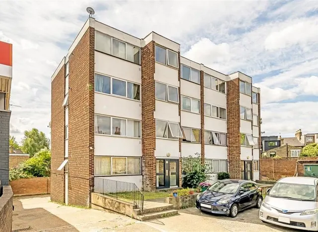 Foxberry Road, Brockley, SE4, photo 1