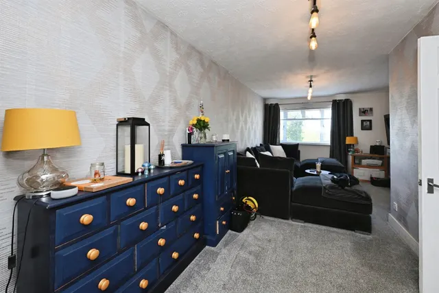 Chapelfields, Stanstead Abbotts, SG12, photo 3