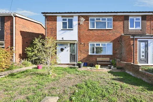 Chapelfields, Stanstead Abbotts, SG12, photo 1