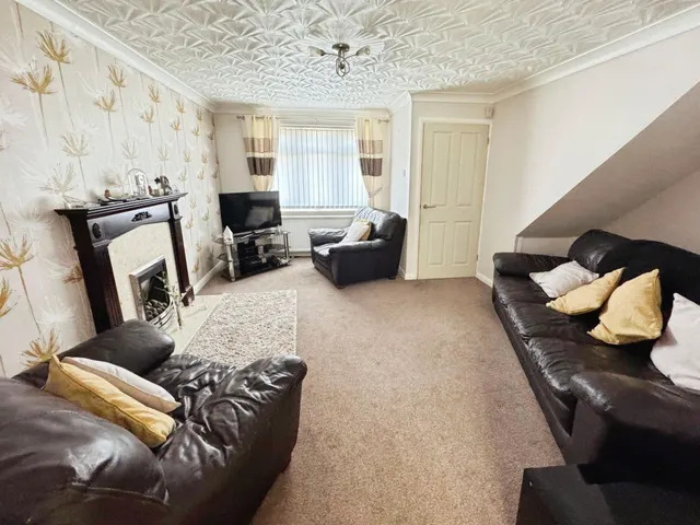 Norman Road, Tutbury, DE13, photo 3