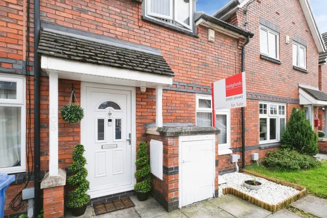 Photo 2 — Helmsley Close, Bewsey, Warrington, Cheshire, WA5