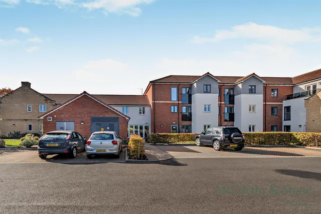 Newby Farm Road, Scarborough, YO12, photo 1
