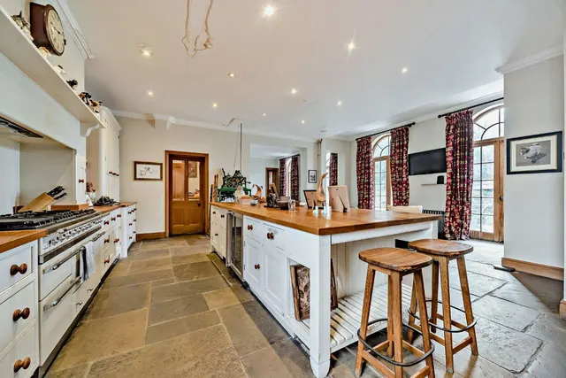 Photo 2 — Aston Rowant, Watlington, Oxfordshire, OX49 5ST