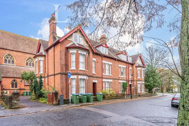 Rockstone Place, Southampton, SO15, photo 1