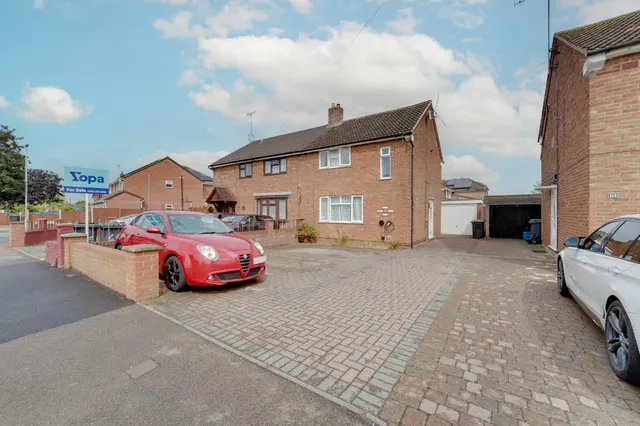 3 bedroom house, Lalleford Road, Luton, LU2