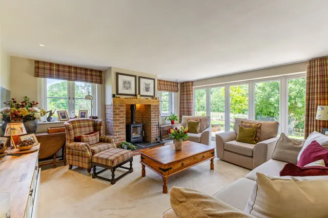 Photo 3 — Moonsbrook, Oakhill, BA3