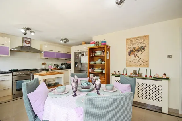 Medley Grove, Whitnash, CV31, photo 3