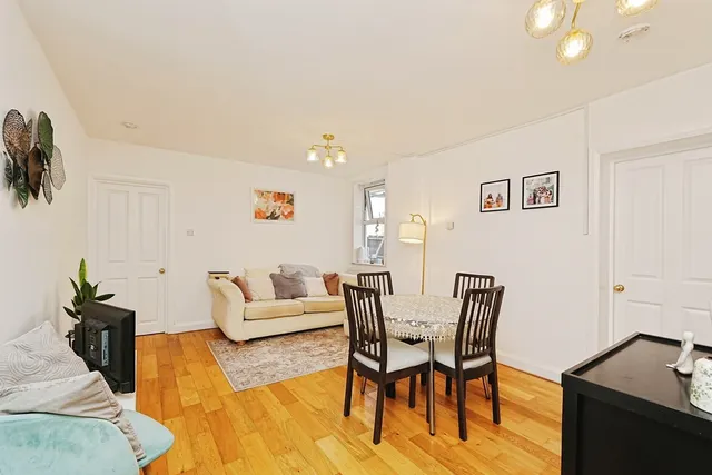 Churchdown, Bromley, BR1, photo 2