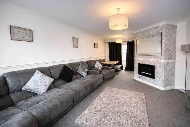 Photo 2 — Linden Road, Northallerton, DL6 1HX