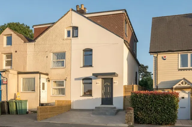 Queens Road, Maidstone, ME16, photo 1