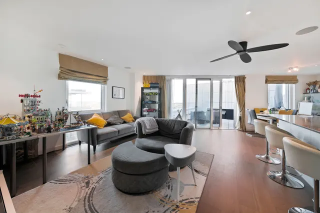 Flat 42, Nature View Apartments, Woodberry Grove, London, photo 1