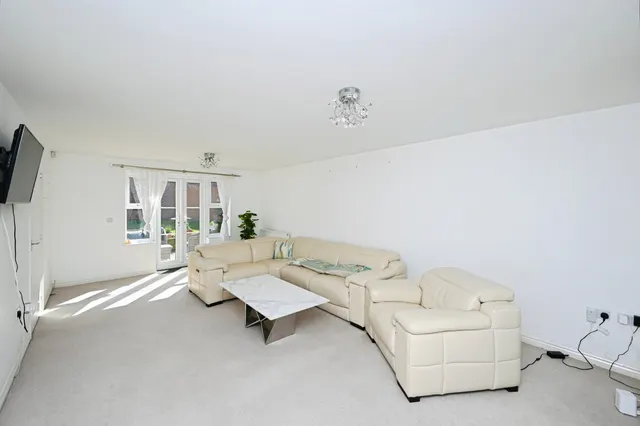 Swallow Crescent, Ravenshead, NG15, photo 3
