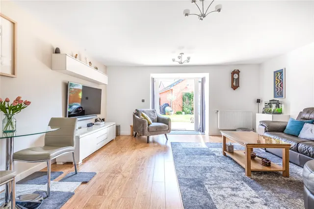 Ulrick Avenue, Bordon, GU35, photo 2