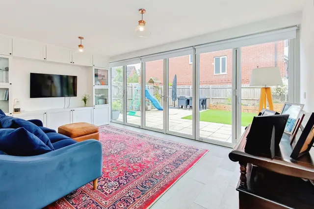 Angell Drive, Market Harborough, LE16, photo 2