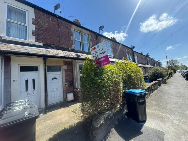 Stonefall Avenue, Harrogate, photo 1