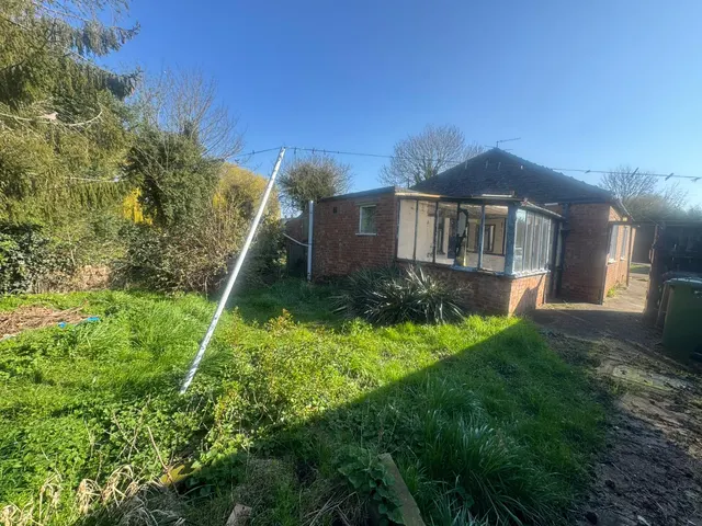 Guntons Road, Newborough, PE6, photo 2
