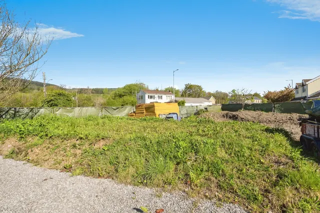 Garbett Place, Neath, SA10, photo 2
