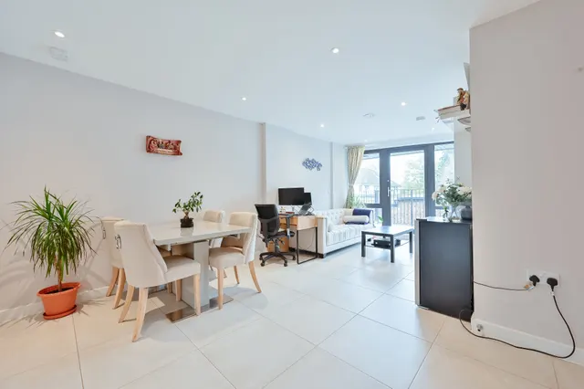 Flat 3, Emporium Court, HARROW, photo 1