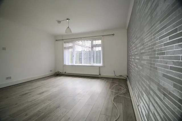 Photo 3 — Achray Road, Condorrat, Cumbernauld, G67 4JH