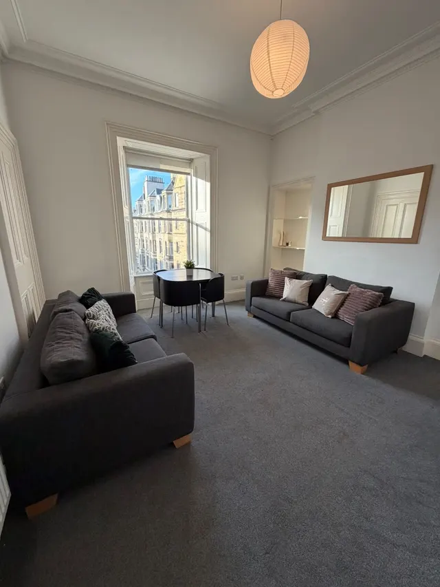 West Preston Street, Edinburgh, EH8, photo 1