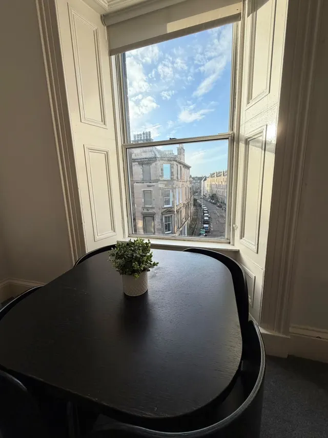 West Preston Street, Edinburgh, EH8, photo 3