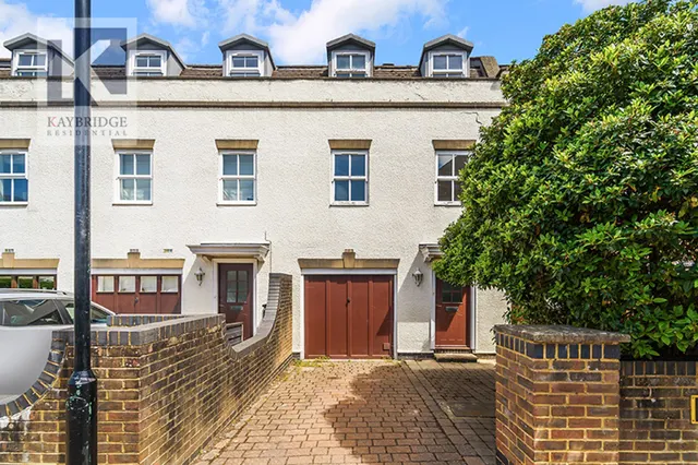 Mill View Close, Ewell, KT17, photo 1
