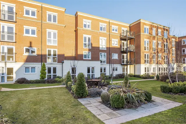 North Place, Cheltenham, GL50, photo 1